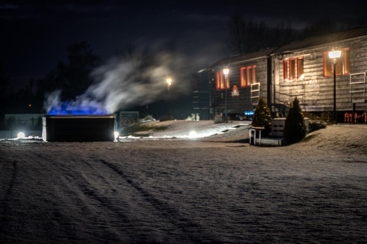 Stacja Galicja - Nocleg W Pociagu Blisko Energylandia Aparthotel Zator Bagian luar foto